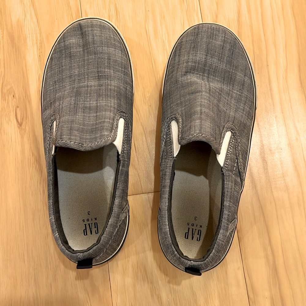Gap Boy slip on shoes